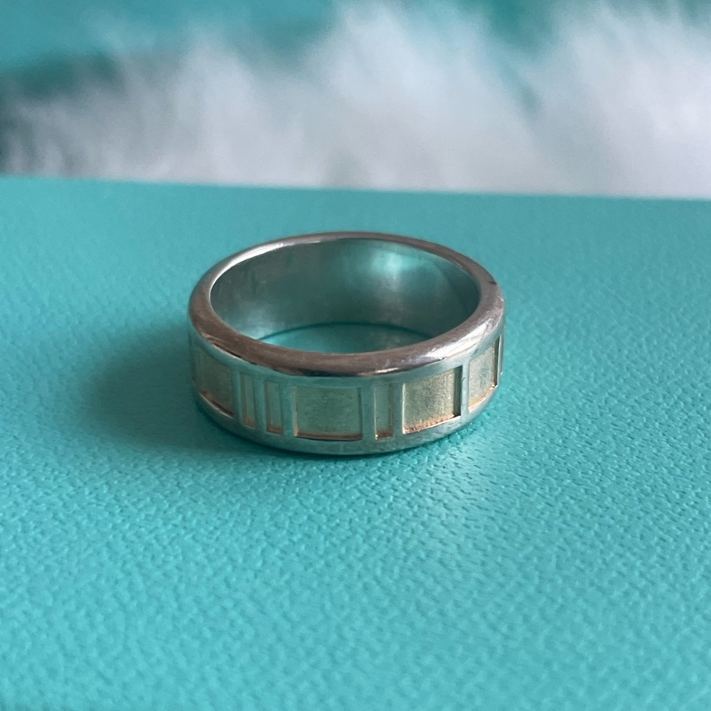 Tiffany Atlas Roman Numeral Ring Size 5.5